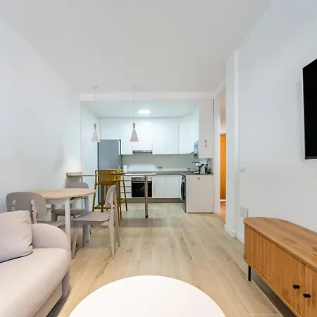 1 Bedroom 85 Mts To * Fuengirola