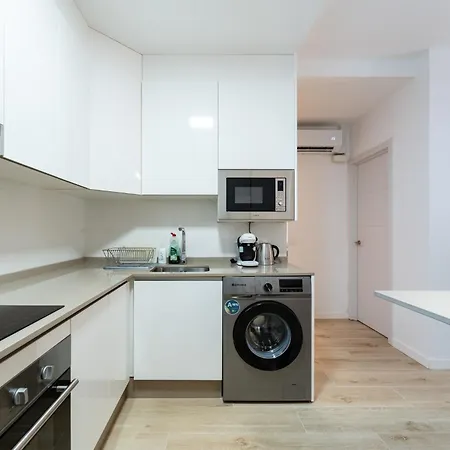 1 Bedroom 85 Mts To Lejlighed *